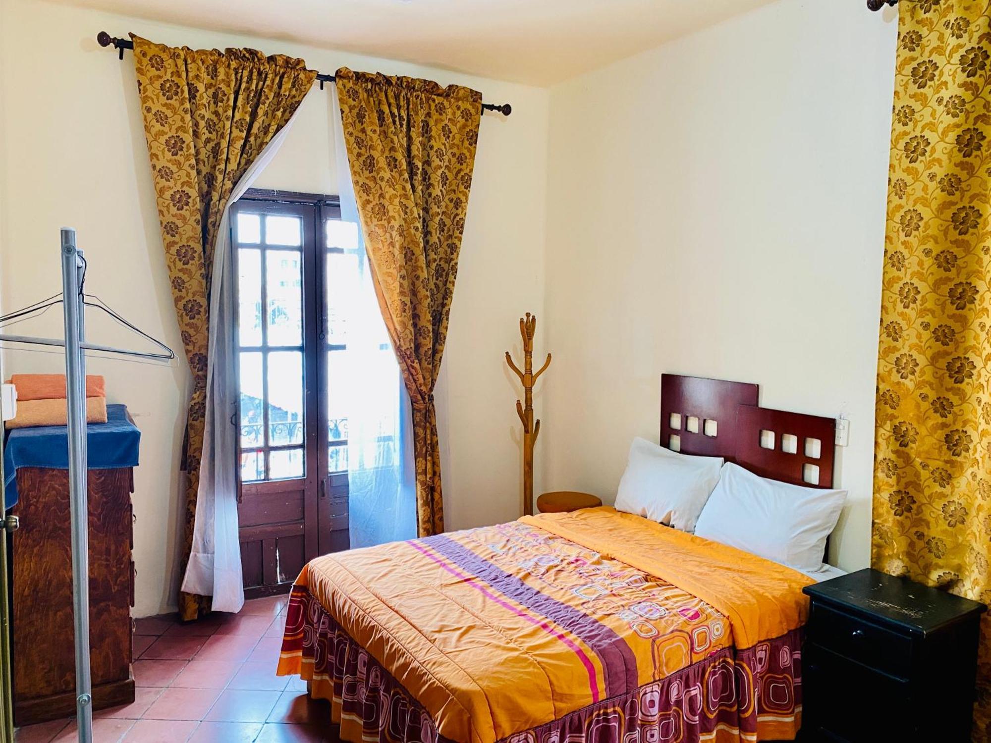 Hostal Santuario De Las Libelulas Гвадалахара Екстер'єр фото